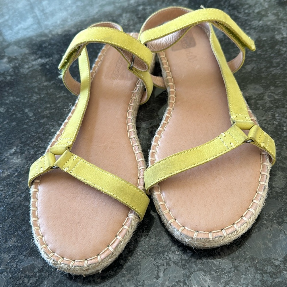 Madewell green suede rope trimmed sandals with Velcro straps size 8